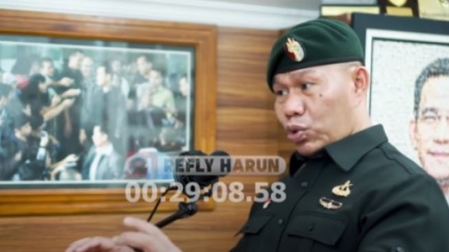 Cara Ruslan Buton Cegah Anggota TNI Digorok Kelompok Kriminal di Pos Jaga