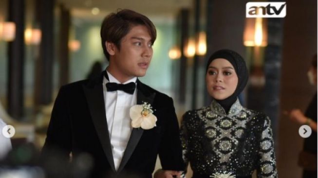 Dekorasi Ngunduh Mantu Lesti Kejora dan Rizky Billar. [Instagram/antv_official]