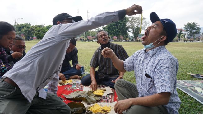 Wing Chin Diduga Maling Uang Rakyat, Mantan Kades di Banjarnegara Gelar Doa Bersama