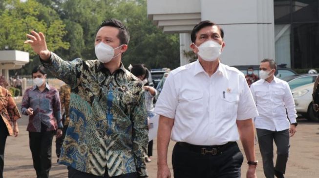 Luhut: Ada Peningkatan Mobilitas Warga di Sektor Ritel dan Rekreasi