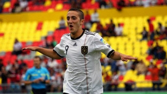 Samed Yesil berseragam Timnas Jerman (HECTOR GUERRERO / AFP)