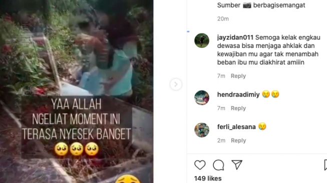 Bocah perempuan yang kangen mamaknya [instagram]