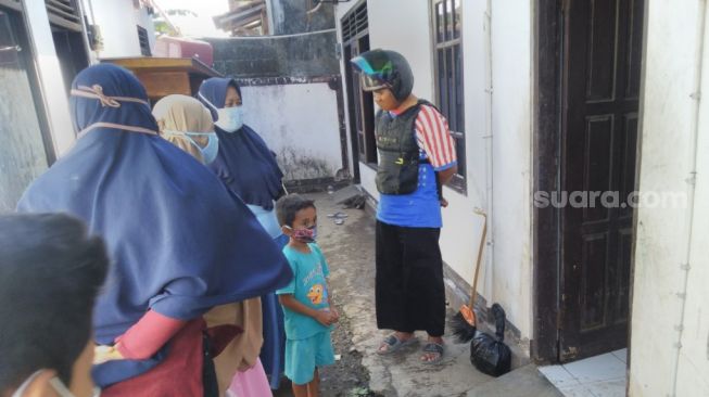 Asyik Masak Sambil Nyanyi, Wasitoh Tiba-tiba Dibacok Anak Kandung hingga Tewas