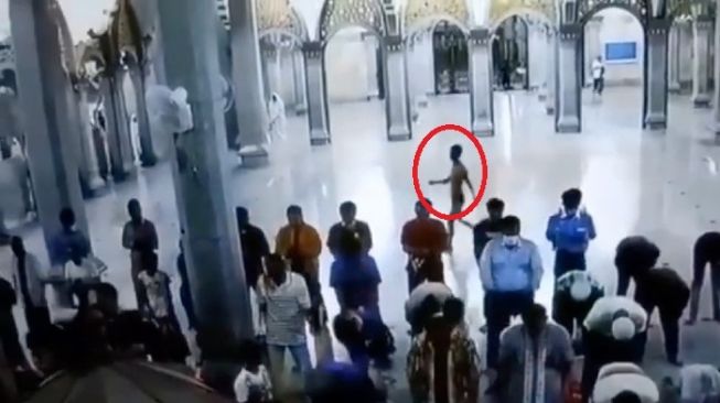 Heboh Video Penjaga Toko Serang Imam Masjid, Sebut Ingin Syahid Masuk Surga