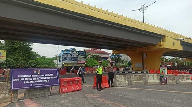 Pekanbaru Terapkan PPKM Level 3, Penyekatan Jalan Masih Dilakukan