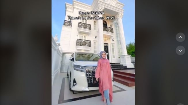 Kisah sukses seorang wanita bisa bangun rumah mewah (tiktok)