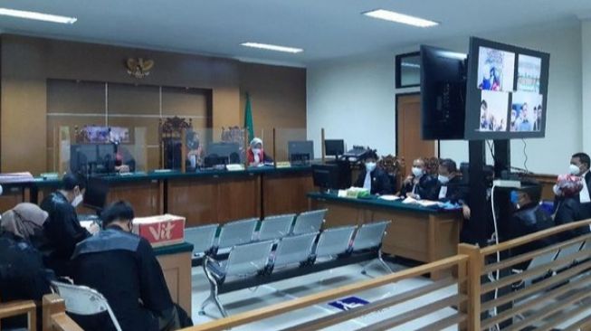 Suasana Sidang korupsi dana hibah ponpes, Rabu (8/9/2021). [Suara.com/Oki Faturrohman]