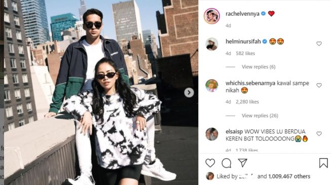 Gaya Rachel Vennya di New York Fashion Week. [Instagram/rachelvennya]