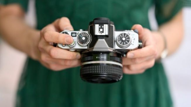 Nikon Z fc. [Alta Nikindo]