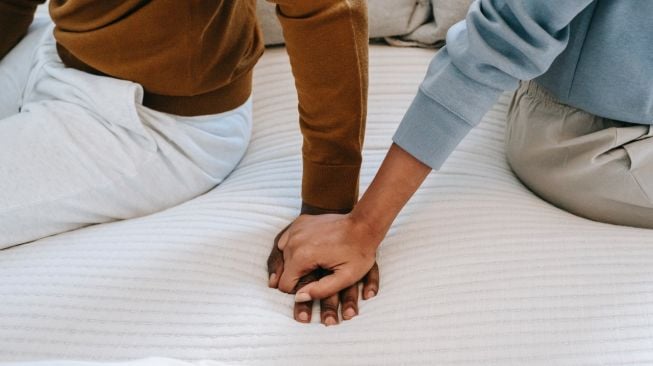 Ngeri! Ini 5 Dampak Pasangan Selingkuh untuk Kesehatan Mental
