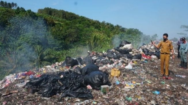 Sampah dari Pelabuhan Bakauheni Timbulkan Bau Tak Sedap, Pemkab Tegur ASDP