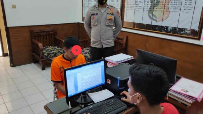 Curi Ponsel di Rumah Pejabat Majalengka, S Terancam 7 Tahun Bui