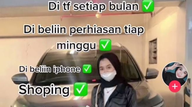 Pamer Pernah Diberi IPhone Hingga Mobil Mewah Oleh Pacarnya, Wanita Ini Bikin Warganet Iri