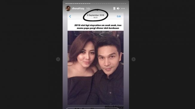 Potret kenangan ulang tahun Dhena Devanka bareng Jonathan Frizzy. [Instagram/dhenafrizzy]