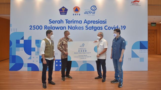 Asuransi Astra Berikan Apresiasi Kepada 2.500 Relawan Nakes Satgas COVID-19