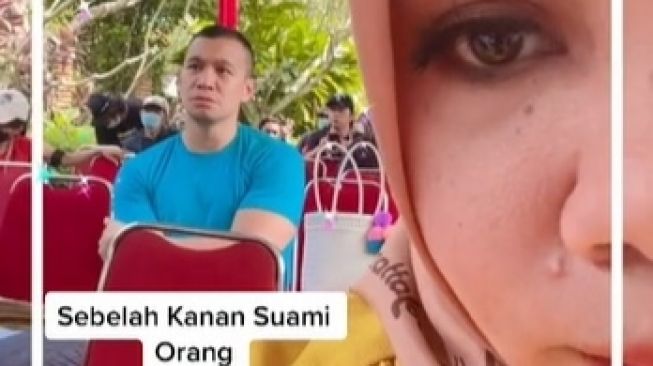 Viral Emak-emak Mati Gaya Terkepung Aktor Tenar. (TikTok)