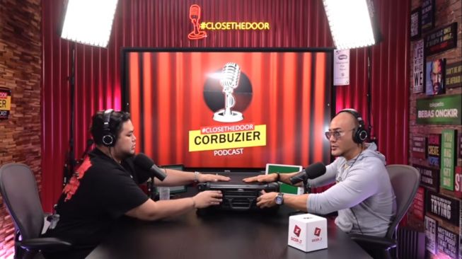 Ivan Gunawan dan Deddy Corbuzier [YouTube : Deddy Corbuzier]