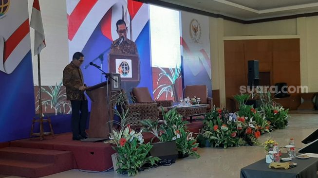 Sosialisasi Program Strategis tentang Pendaftaran Tanah Sistematis Lengkap (PTSL) di Pangrango Resort,  Kabupaten Sukabumi, Jawa Barat, Jumat (10/9/2021).[Suara.com/Ummi Hadyah Saleh]