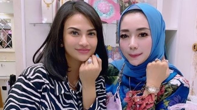 Vanessa Angel dan Fitry Kurniaty [Instagram]