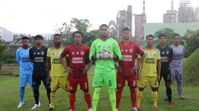 Sambut Liga 2, Semen Padang Luncurkan Jersey Usung Filosofi Minangkabau