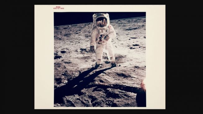 Gambar Langka Misi Apollo NASA Akan Dilelang, Berisi 300 Foto