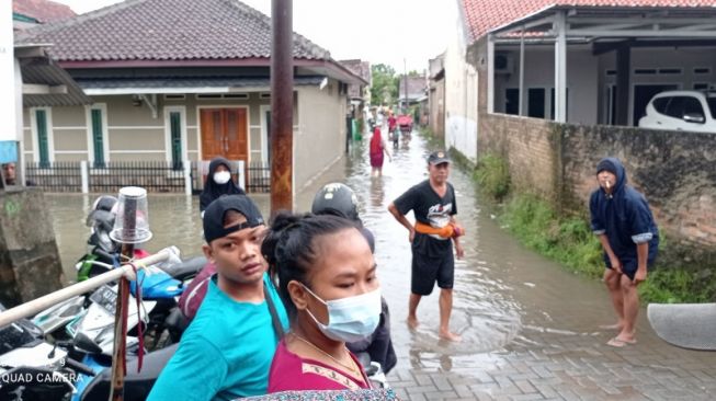 Ribuan Rumah Warga Lebak Terendam Banjir, BPBD Evakuasi Warga
