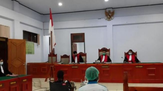 Sempat Ditembak, Oniara Pembunuh 2 Polisi di Papua Meninggal Sebelum Bersidang