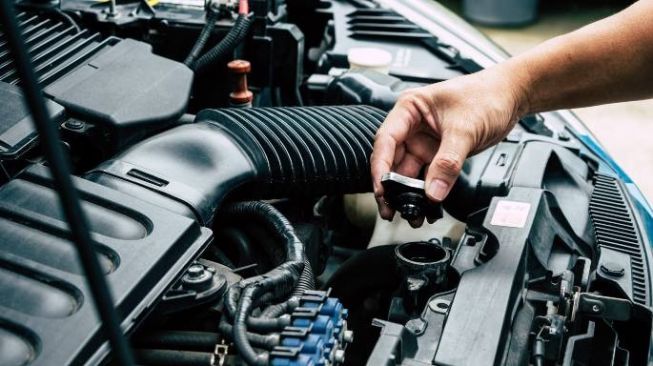 Bisa Buat Mesin Mobil Overheat, Ini Penyebab Air Radiator Cepat Habis