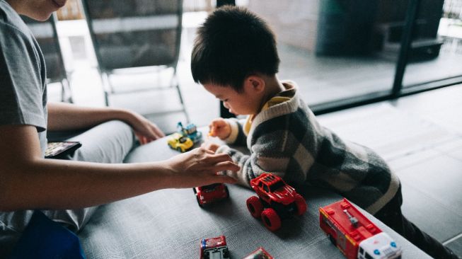 Pandemi Masih Berlangsung, Orangtua Perlu Ajarkan Literasi Kebersihan Pada Anak