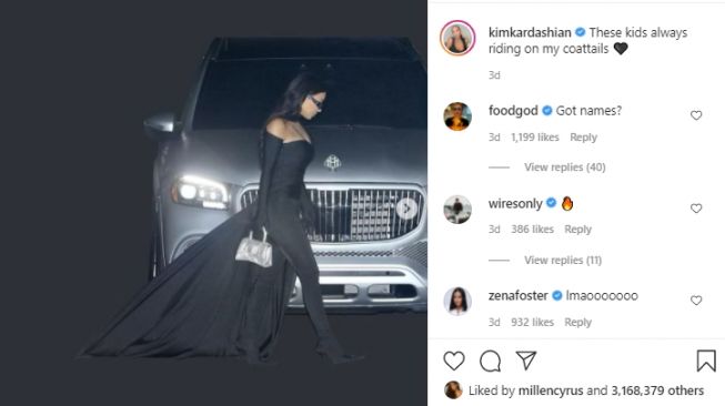 Kim Kardashian pakai gaun misterius. [Instagram/kimkardashian]