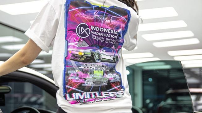 Merchandise mobil di aacara IMX. (Dok. IMX)