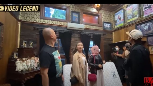 Bekas kamar Maia Estianty di rumah Ahmad Dhani [YouTube/Video Legend]