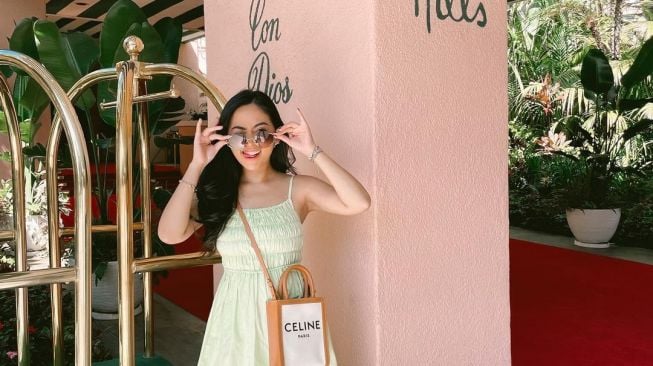 4 Dress Rachel Vennya di Los Angeles California, Mulai dari Rp400 ribuan. (Dok: Instagram/rachelvennya)