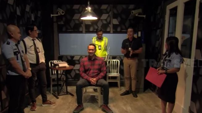 lawakan bernada satire ala Andhika Pratama. [trans7]