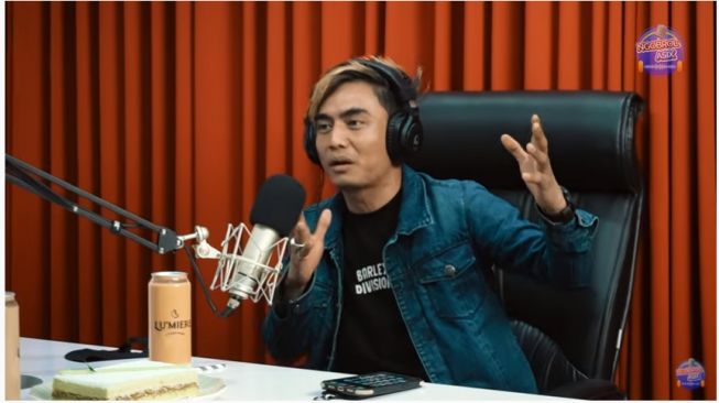 Charly Van Houten Ikut Marah dengan Pernyataan Arteria Dahlan