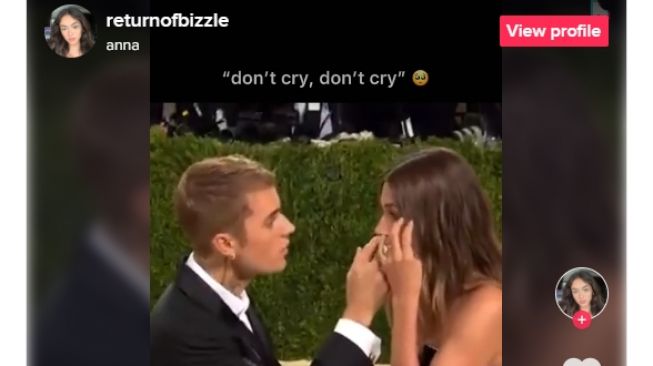 Justin Bieber dan Hailey Baldwin di Met Gala 2021 [Tik Tok:/@returnofbizzle]