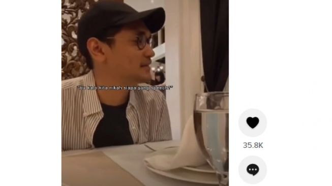 Momen saat Afgansyah Reza bertanya soal pernikahan dengan Rossa [TikTok:/@_afross]