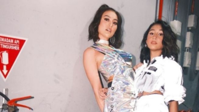 9 Potret Chloe Xaviera Keponakan Agnez Mo, Gaya Keren Persis Sang Tante!