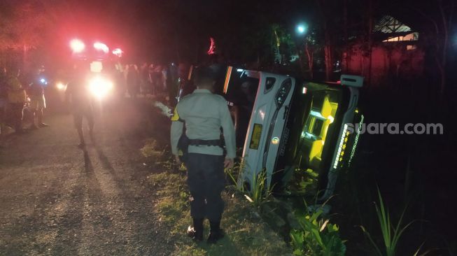 Bus Terguling Dekat Goa Tanding, Polisi Heran RSUD Semarang Piknik Saat Wisata Tutup