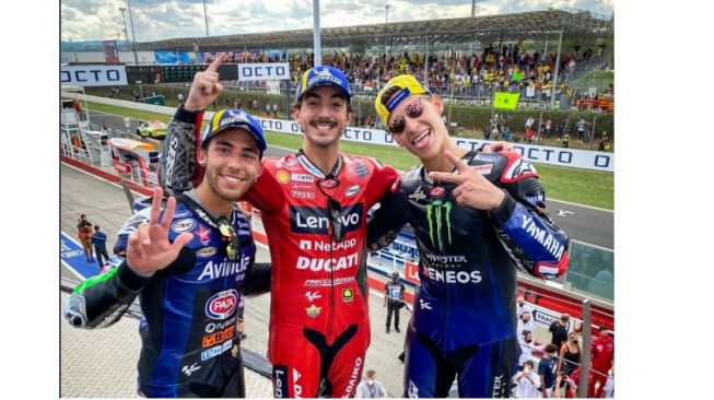 Para peraih podium MotoGP San Marino 2021, Enea Bastianini - Francesco Bagnaia - Fabio Quartararo (Twitter/MotoGP)