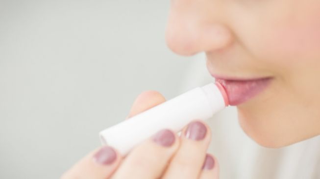 5 Produk Kecantikan untuk Bibir, Kenali Bedanya!