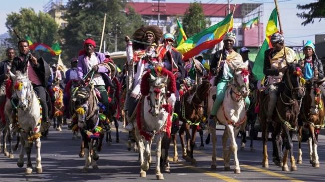 Kalender tertinggal tujuh tahun delapan bulan Perayaan tahun baru di Ethiopia (bbc.com)