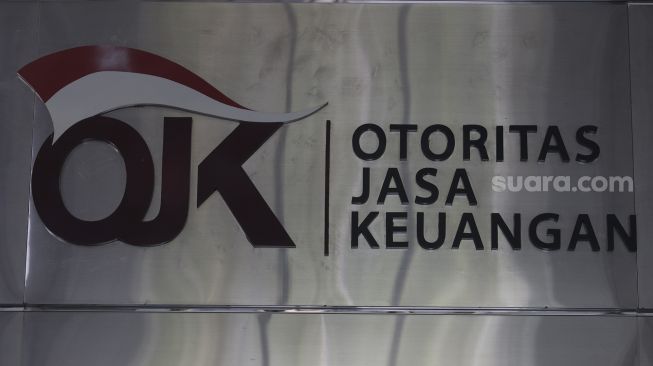 OJK Bersihkan Sektor Perbankan, 15 Izin Dicabut