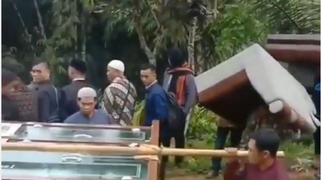 Seserahan bawa perabot rumah tangga dibully netizen (instagram)