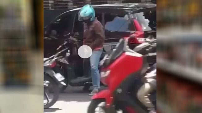 Polisi Buru Pelaku Onani di Depan SD Merdeka Bandung
