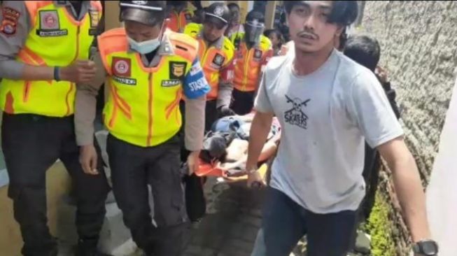 Terobos Palang Pintu Warga Rangkasbitung Terseret Kereta Api, Tangan dan Kaki Patah