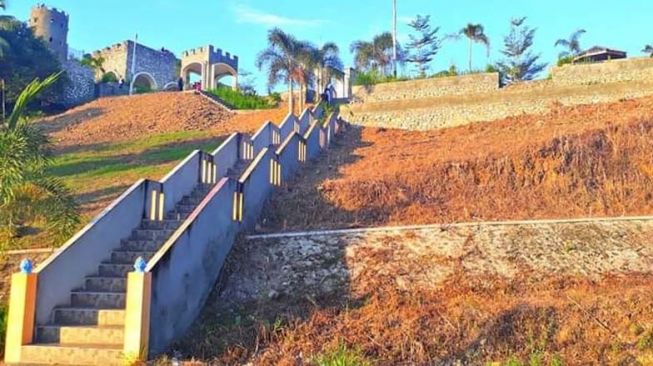 Mulai Dibuka Untuk Umum, Pengunjung Benteng Ulantha Dibatasi 50 Orang