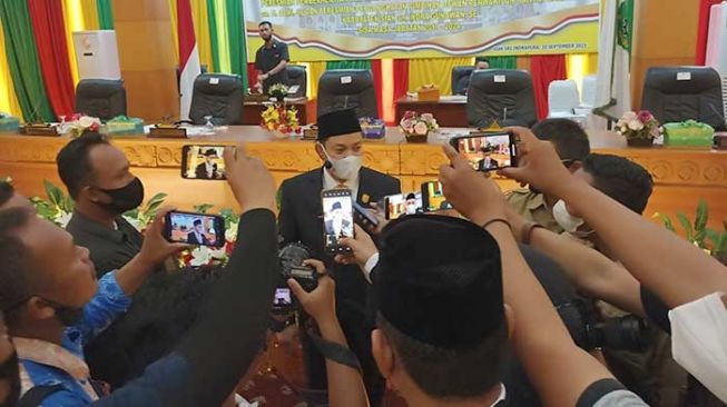 Dilantik Jadi Ketua DPRD Siak, Ini Deretan 'PR' Indra Gunawan