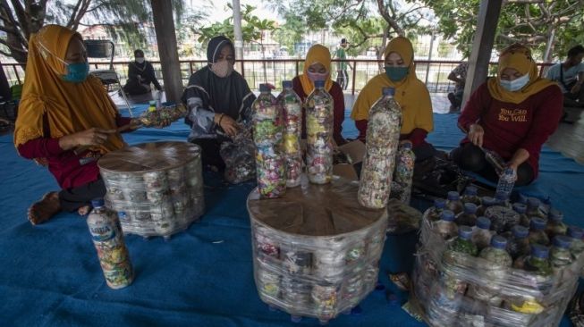 Pemprov DKI Targetkan 2.742 RW Bisa Pilah Sampah Rumah Tangga