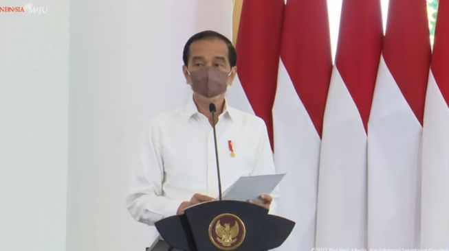 Survei SMRC: 8 Persen Masyarakat Percaya Isu Jokowi PKI